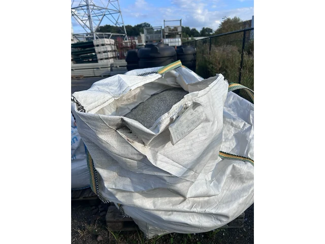 Big bag 500kg siergrind wit - afbeelding 2 van  2