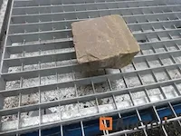 Big bag van zandsteen kasseien - afbeelding 1 van  2