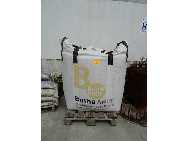 Bigbag met kieselsteentjes - afbeelding 1 van  3