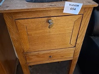 Bijzetkastje - afbeelding 1 van  1