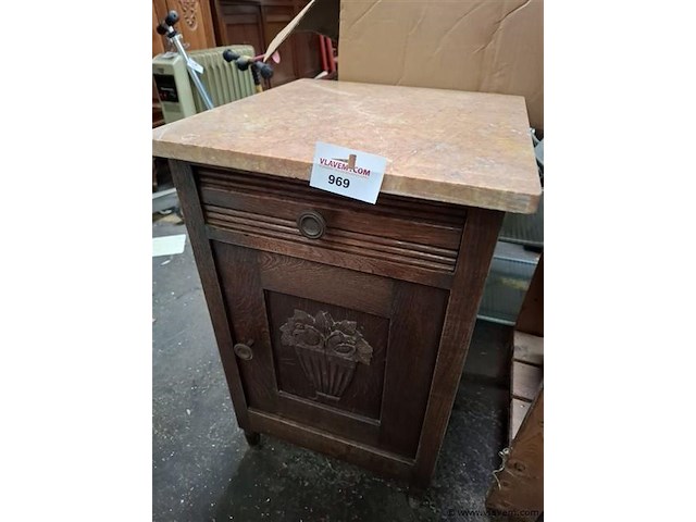 Bijzetkastje - afbeelding 1 van  1