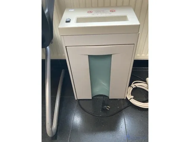 Bijzetstoel met papierversnipperaar - afbeelding 3 van  3