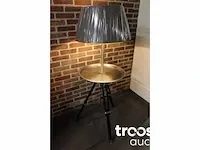 Bijzettafel met verlichting - afbeelding 5 van  5