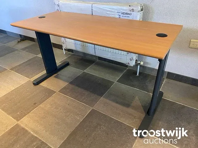 Bijzettafel - afbeelding 1 van  4