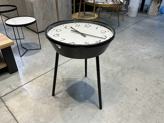 Bijzettafel - afbeelding 1 van  3