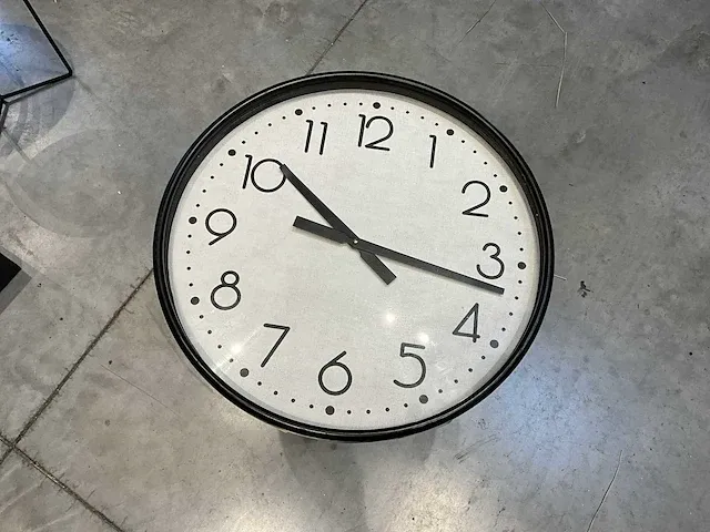 Bijzettafel - afbeelding 2 van  3