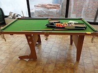 Biljarttafel + dartsboard - afbeelding 1 van  4