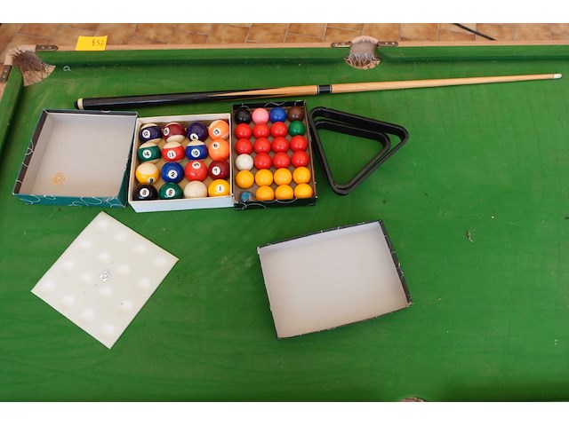 Biljarttafel + dartsboard - afbeelding 3 van  4