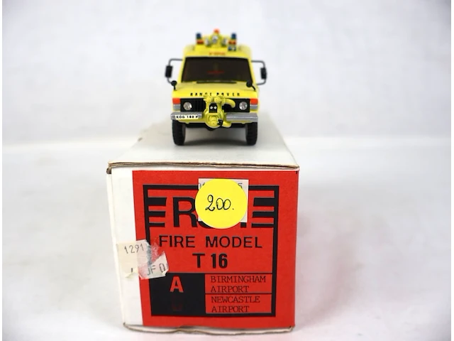 Bimingham int. airport range rover (200) - afbeelding 4 van  4