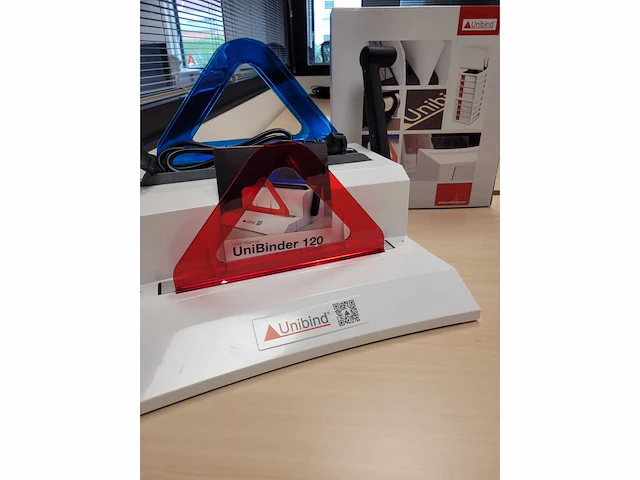 Bindomatic & unibinder inbindmachine 2 stuks - afbeelding 3 van  18