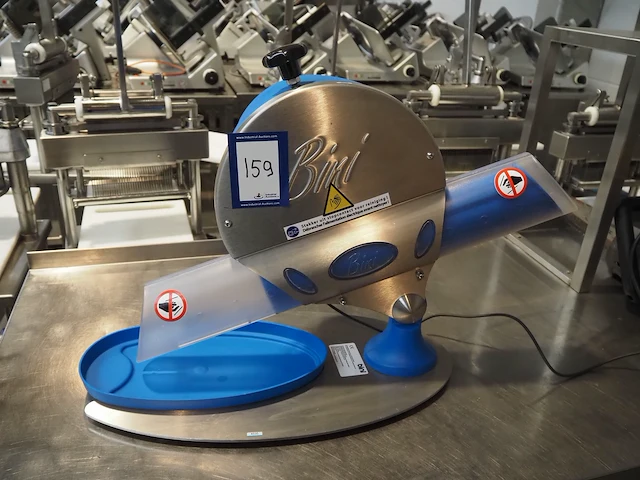 Bini - afbeelding 2 van  9