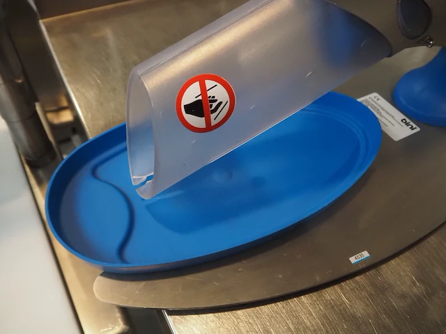 Bini - afbeelding 7 van  9