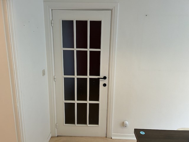 Binnendeur keuken met glas inclusief binnenkast en deurlijsten - afbeelding 1 van  1