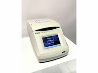 Bio-rad - t100 - thermal cycler - 2021 - afbeelding 2 van  4