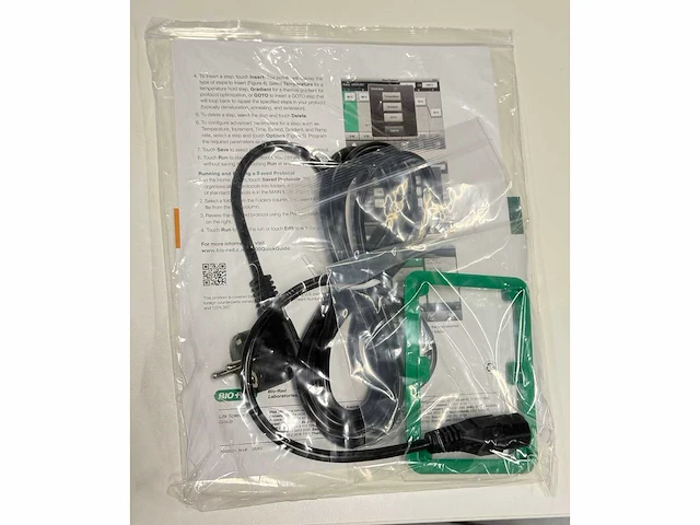 Bio-rad - t100 - thermal cycler - 2021 - afbeelding 3 van  4