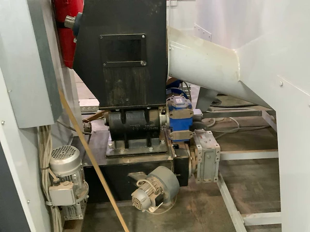 Bio4heating cgh 240 sbc industriële houtkachel voor werkplaatsverwarming - afbeelding 6 van  11