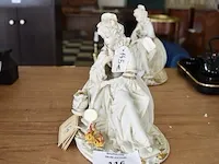Biscuit beeldje vrouw ca. 20cm - afbeelding 1 van  6