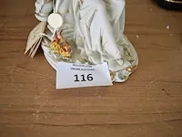 Biscuit beeldje vrouw ca. 20cm - afbeelding 2 van  6