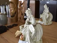 Biscuit beeldje vrouw ca. 20cm - afbeelding 3 van  7