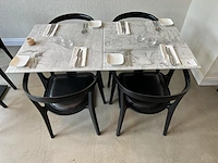 Bistro set : vv 4 stoelen 2 tafels excl bestek