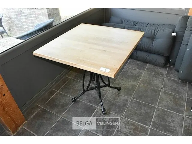 Bistrotafel blad en metalen onderstel - afbeelding 1 van  2