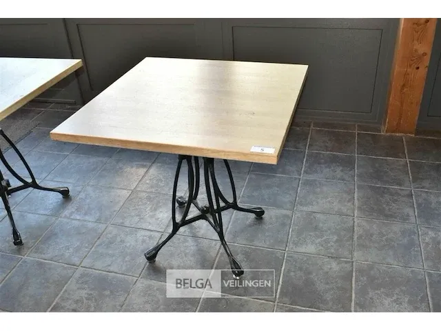 Bistrotafel blad en metalen onderstel - afbeelding 1 van  2