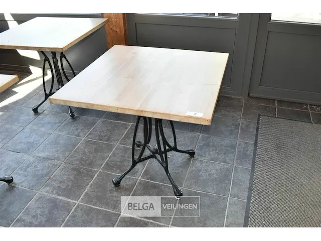 Bistrotafel blad en metalen onderstel - afbeelding 1 van  2