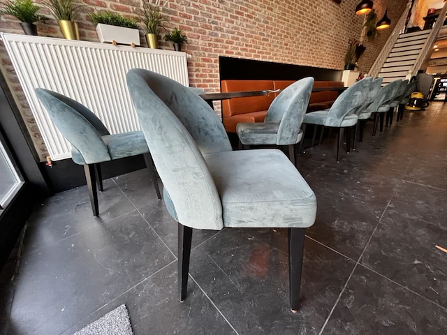 Bistrotafels en stoelen - afbeelding 2 van  14