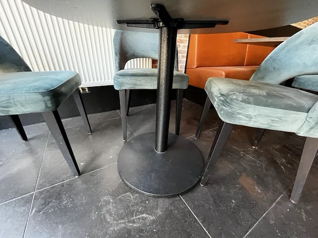 Bistrotafels en stoelen - afbeelding 4 van  14