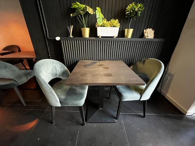 Bistrotafels en stoelen - afbeelding 12 van  14