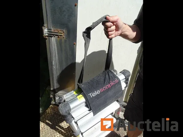 Bizline telescopische trapladder met transport riem - afbeelding 7 van  8