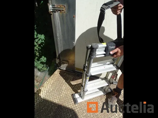 Bizline telescopische trapladder met transport riem - afbeelding 8 van  8