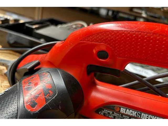 Black and decker schuurmachine - afbeelding 3 van  5