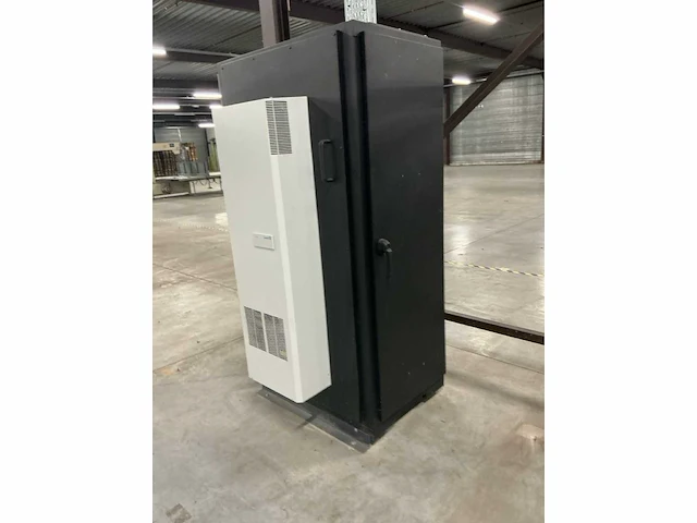 Black box serverrack - afbeelding 6 van  8