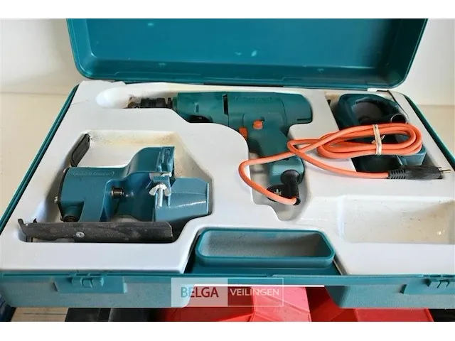 Black & decker boormachine met hulpstukken - afbeelding 1 van  3