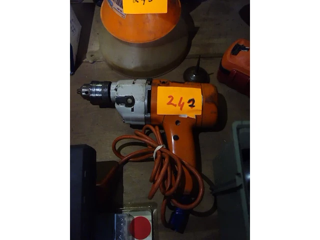 Black & decker boormachine - afbeelding 1 van  1