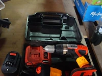 Black & decker draadloze boormachine - afbeelding 1 van  2