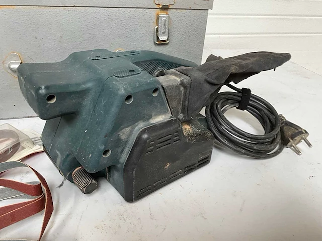 Black & decker ka83 bandschuurmachine - afbeelding 2 van  7
