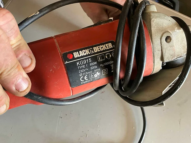 Black & decker kg915 haakse slijper - afbeelding 2 van  2