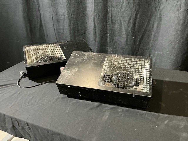 Black gun community 400 w blacklight (2x) - afbeelding 1 van  4