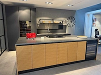 Black line + style extrem - black line + style extrem - toonzaal keuken