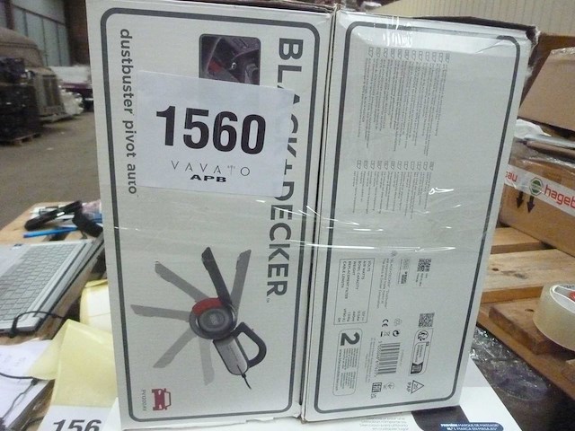 Black+decker bagless dustbuster auto handstofzuiger met flexibele slang en 12v auto-aansluiting (x2) - afbeelding 6 van  6