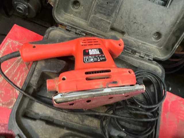 Black&decker ka197e handschuurmachine - afbeelding 2 van  4
