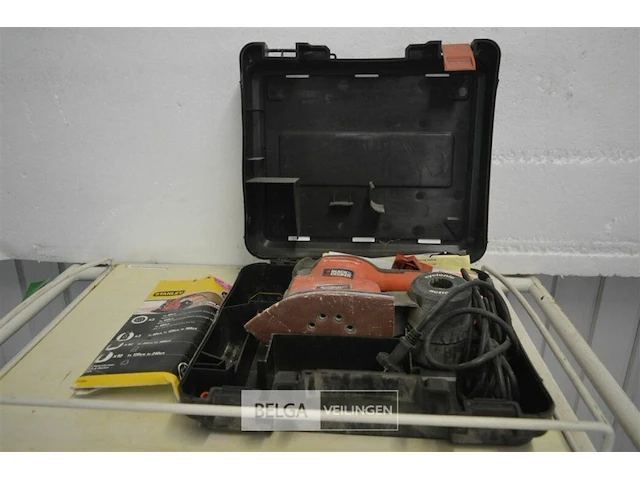 Black&decker schuurmachine - afbeelding 1 van  5