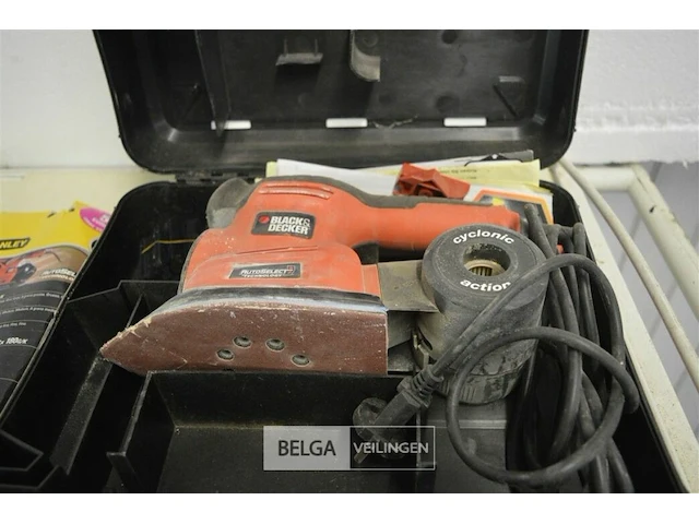 Black&decker schuurmachine - afbeelding 2 van  5