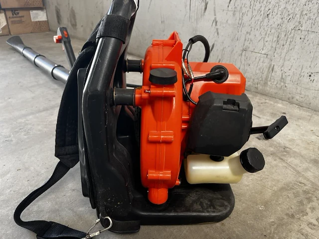 Bladblazer benzine - afbeelding 5 van  5