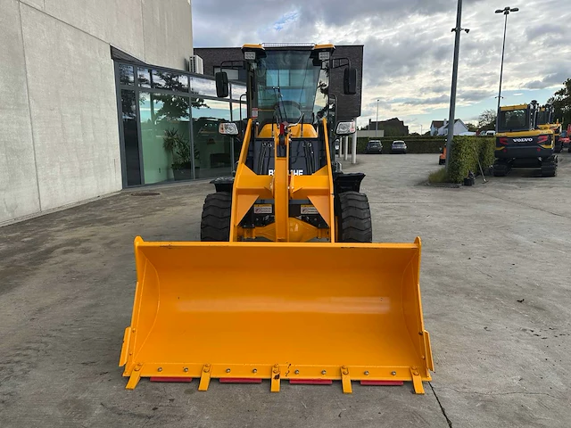 Blanche - 2025 - tw36 - shovel - afbeelding 12 van  35