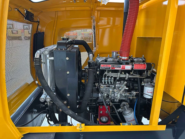 Blanche - 2025 - tw36 - shovel - afbeelding 16 van  37