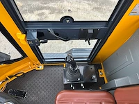 Blanche - 2025 - tw36 - shovel - afbeelding 27 van  37