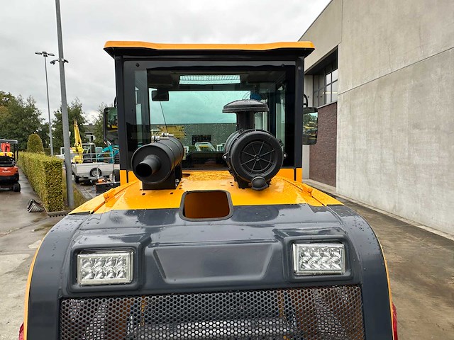 Blanche - 2025 - tw36 - shovel - afbeelding 18 van  31